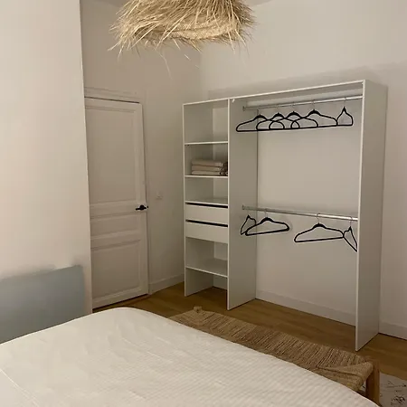 Le Clos Valade Apartment